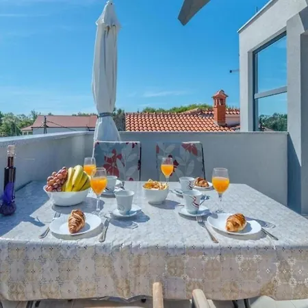 Grbic 5 By Interhome *