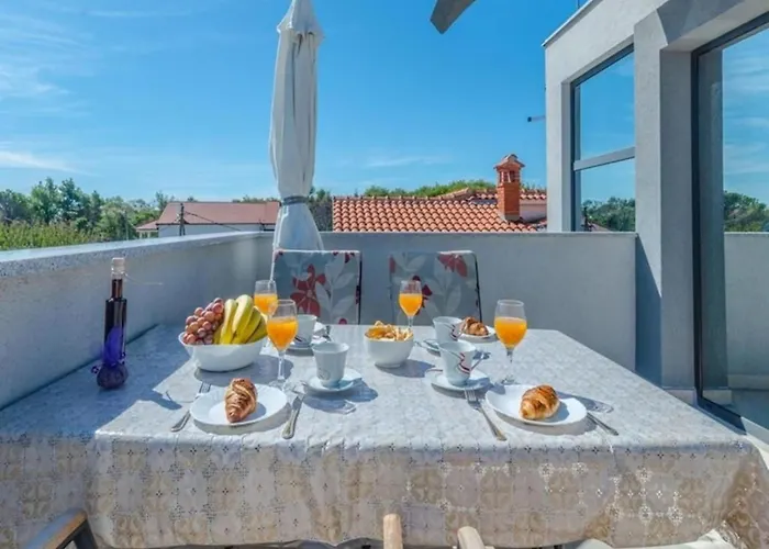 Grbic 5 By Interhome *